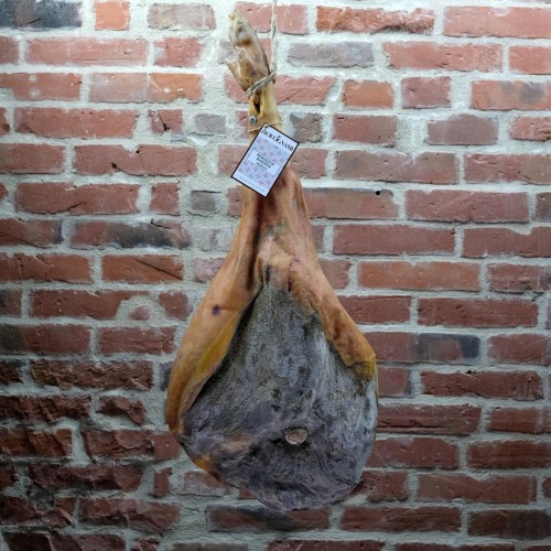 Prosciutto Crudo Stagionato Peduccio Norcia Riserva Bolognami