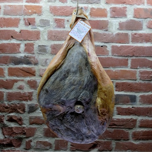 Prosciutto Crudo Stagionato Pregiutto Riserva Norcia Bolognami