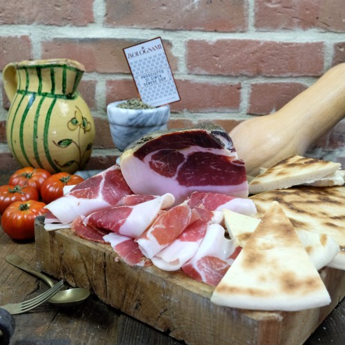 Prosciutto Crudo Stagionato da Cinta Senese D.O.P. Bolognami