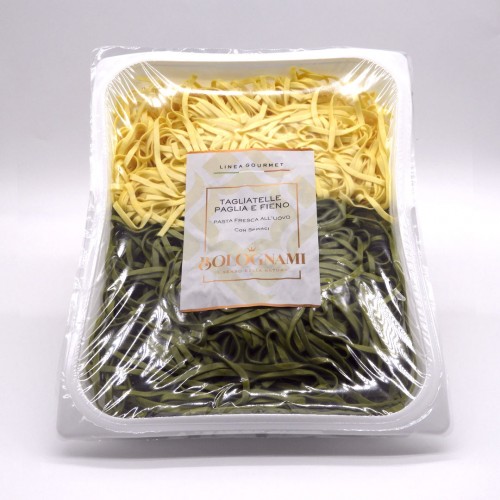 Tagliatelle Paja y Heno Fresco Bolognam